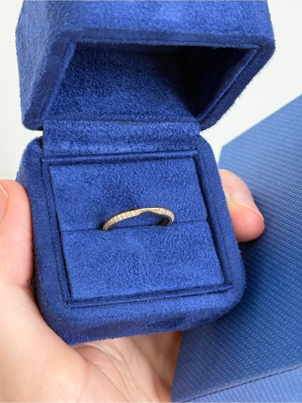 Frank Darling 14k Gold Pinched Pave Ring size 5.75